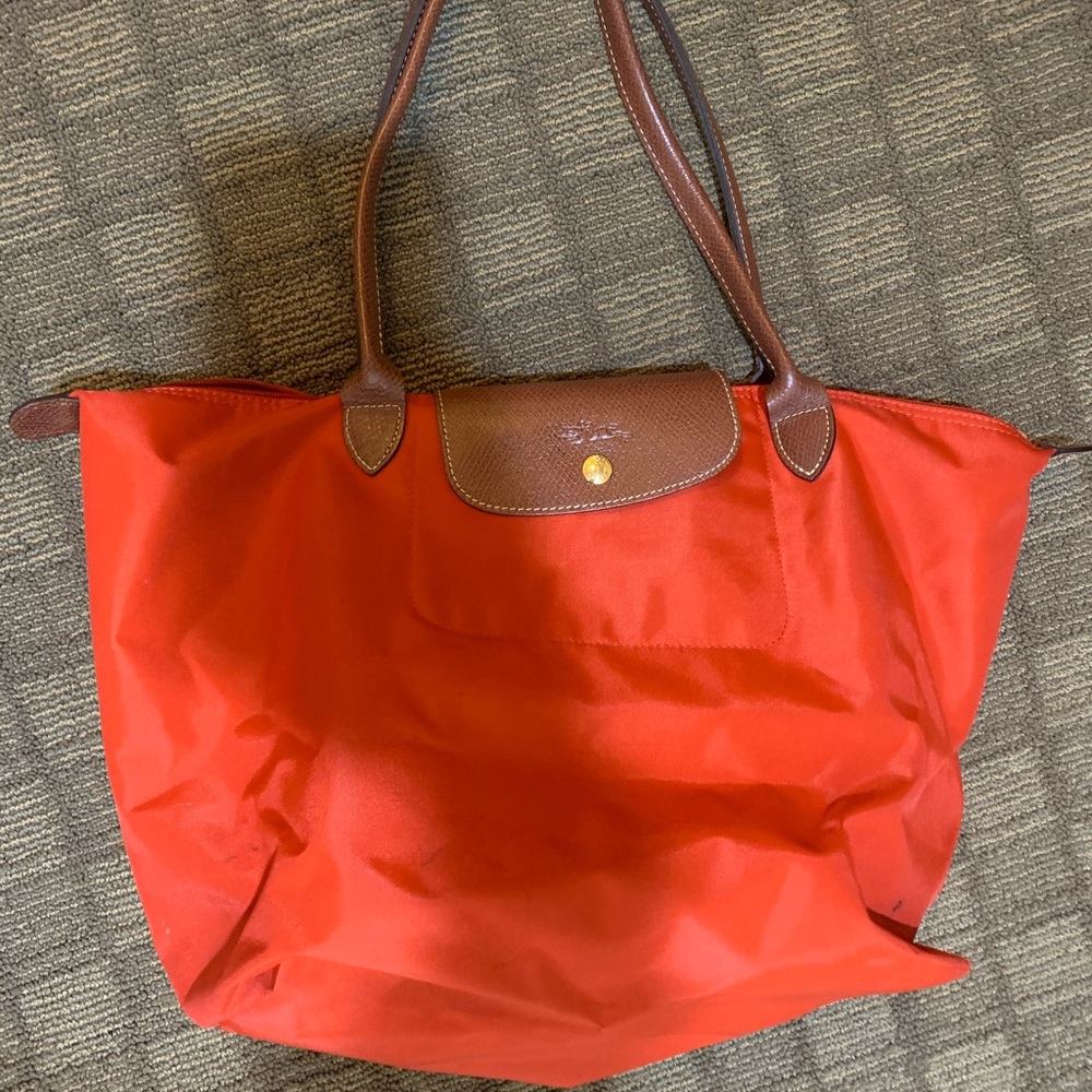 LONGCHAMP